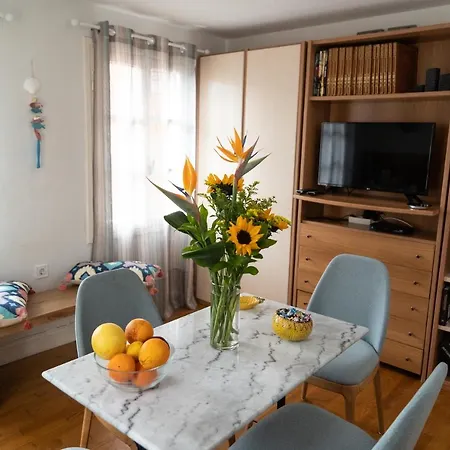 Kallisti Stone House *