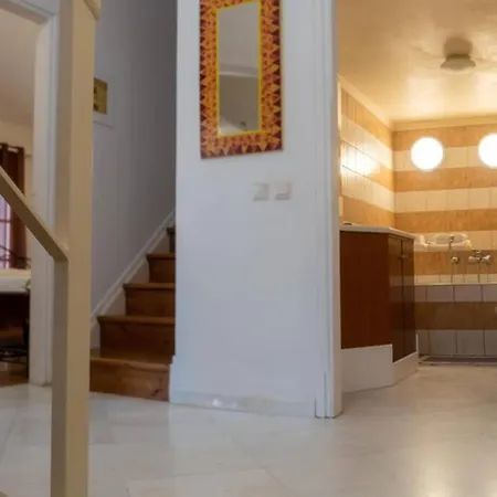 Apartment Kallisti Stone House