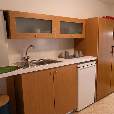 Kallisti Stone House